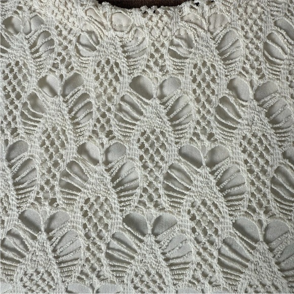 NWOT Cream Fitted Crop Backless Tank Top with Adjustable Tie by SHEIN - Picture 3 of 6